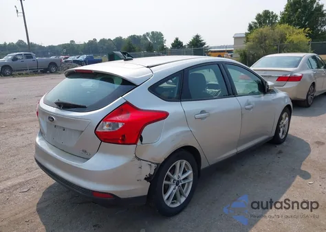 2014 Ford Focus Se z USA, uszkodzony, nr VIN 1FADP3K25EL400161